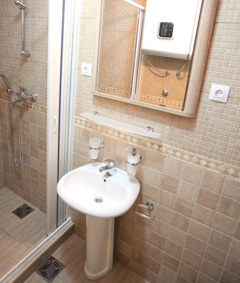 Отель Hotel Laguna Подгорица-35