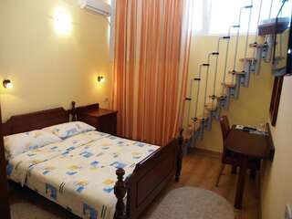 Отель Hotel Laguna Подгорица Двухместный номер с 1 кроватью-13