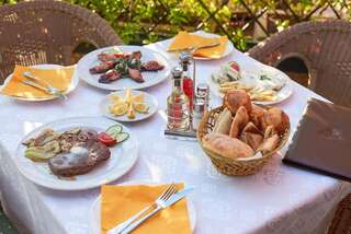 Отель Hotel Laguna Подгорица-7